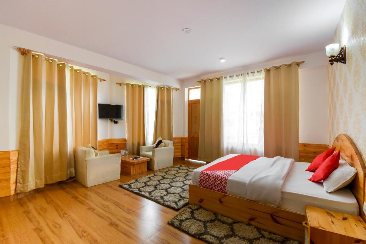 Kingscloud Hotell Manāli Rum bild